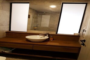 Villa | Bathroom sink - BO101 by Villaofsummer Bodrum Akyarlar (Bodrum)