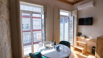 Departamento de diseñador, 1 habitación, mezzanine | Vista desde la habitación