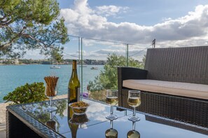 Terrace/patio - PONENT - Modern apartment with sea views in Portocolom Free WiFi (Portocolom)