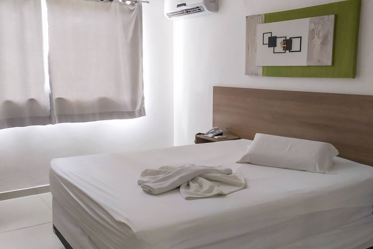 Habitación doble | Minibar, wifi gratis, ropa de cama