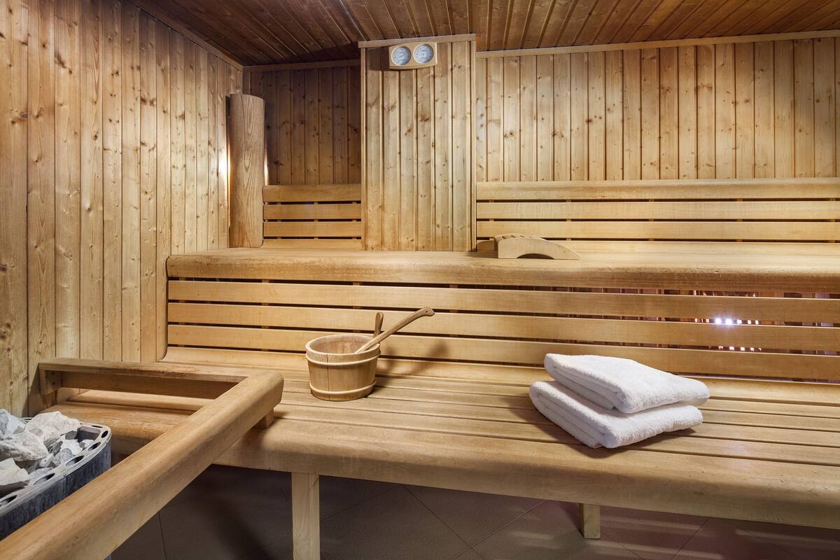 sauna, steam room