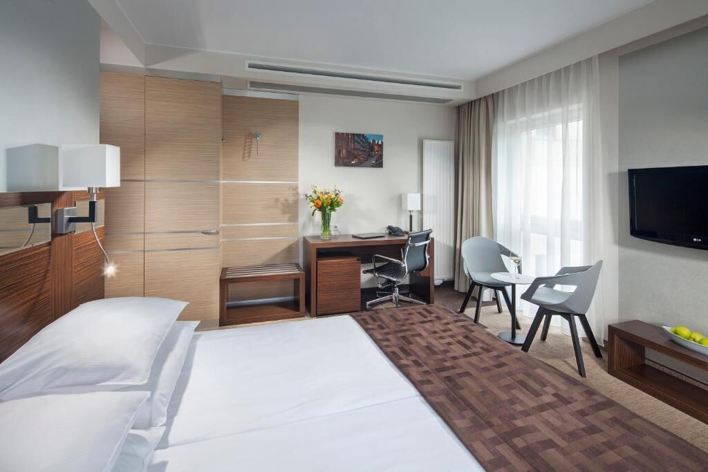 in-room safe, desk, blackout curtains, soundproofing