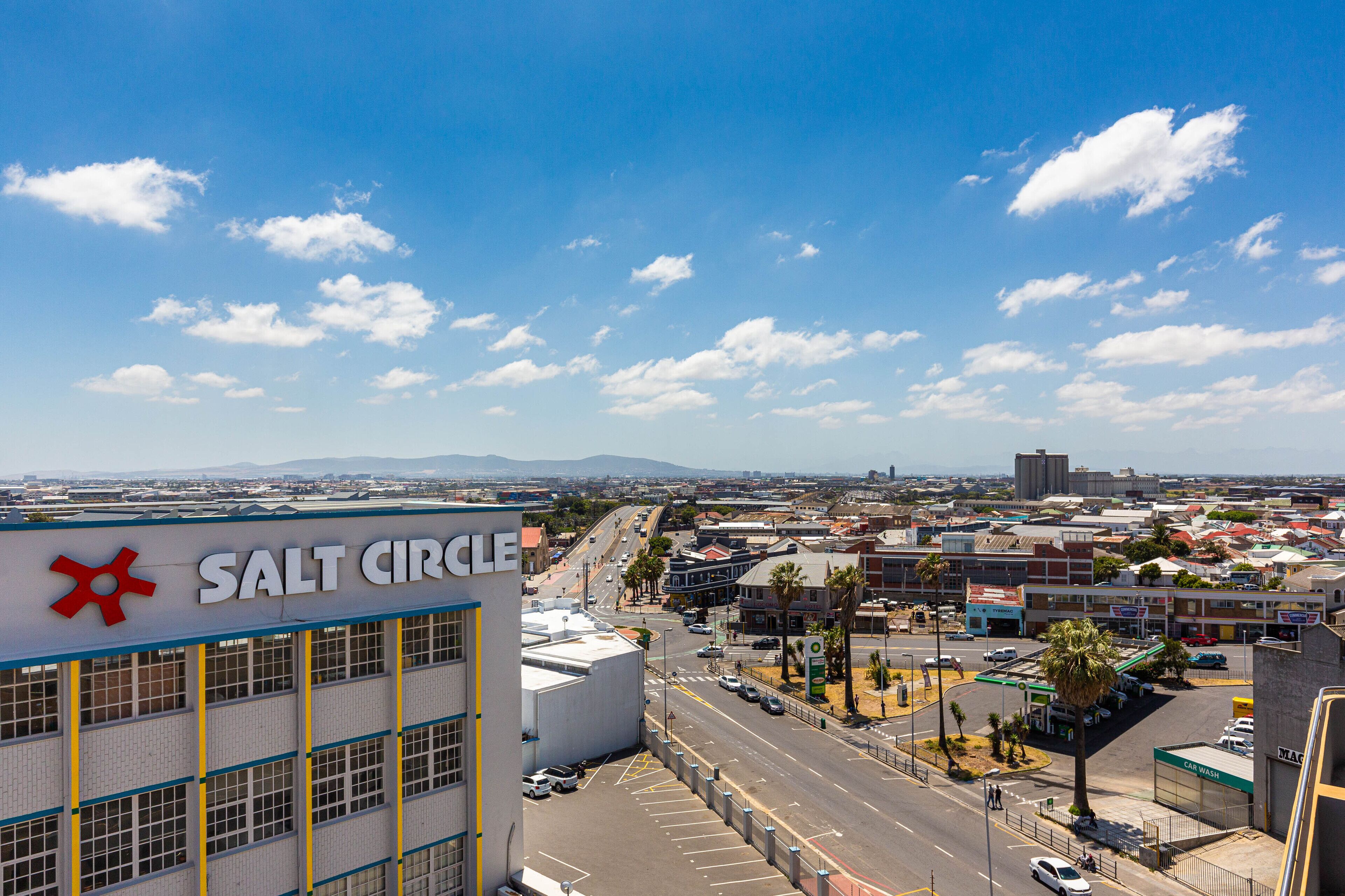 Photo - Urban Artisan Luxury Suites by Totalstay