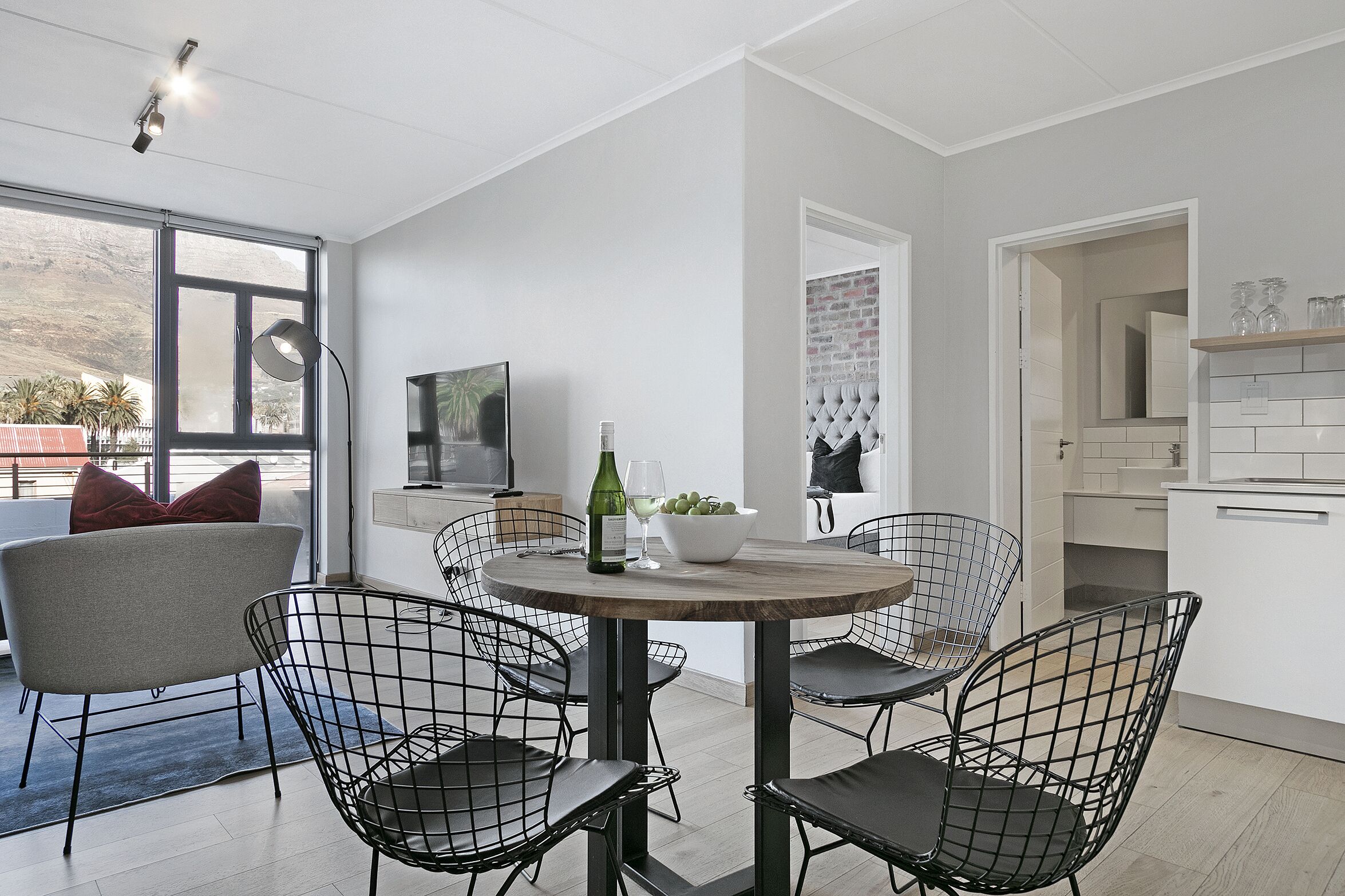 Photo - Urban Artisan Luxury Suites by Totalstay