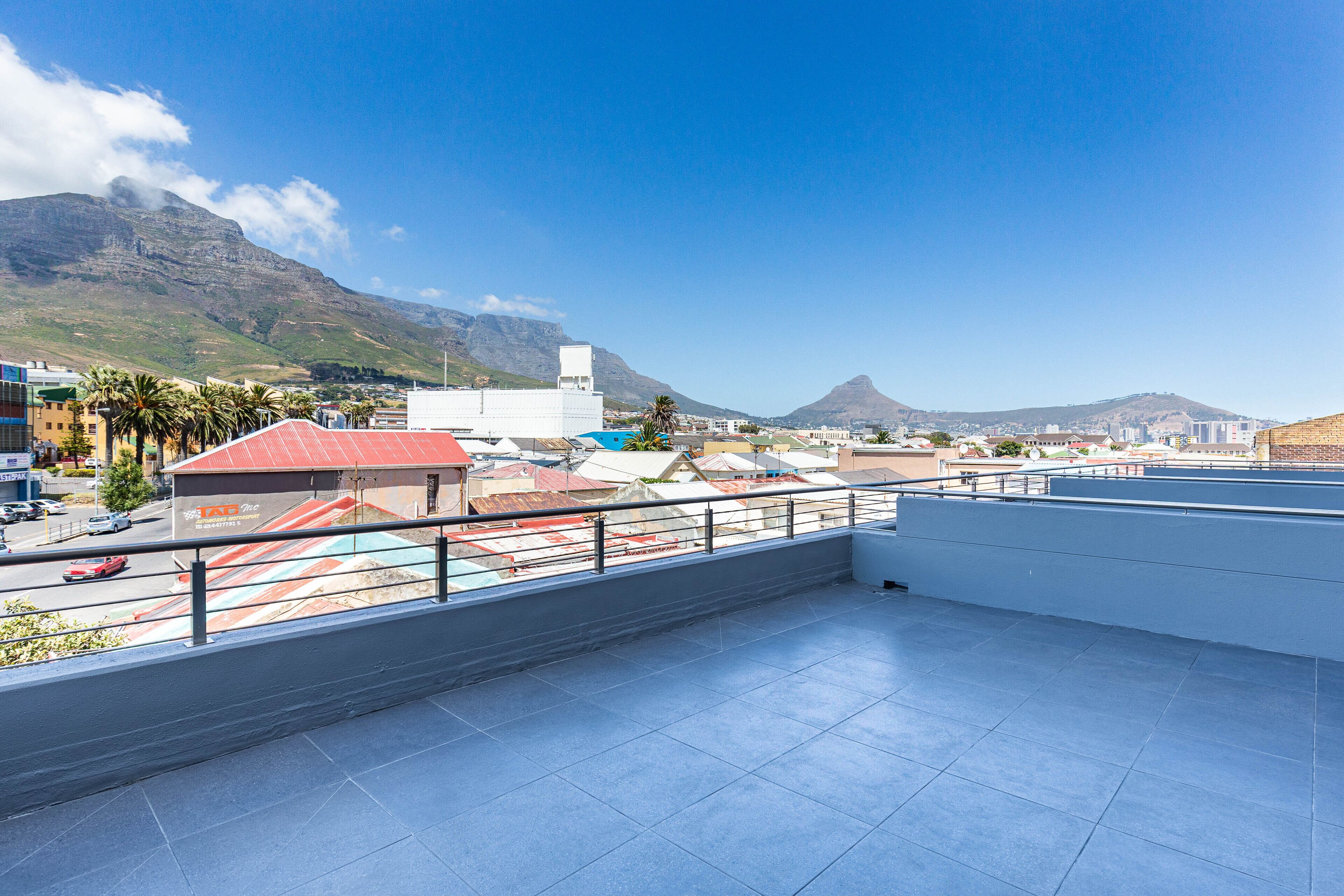 Photo - Urban Artisan Luxury Suites by Totalstay