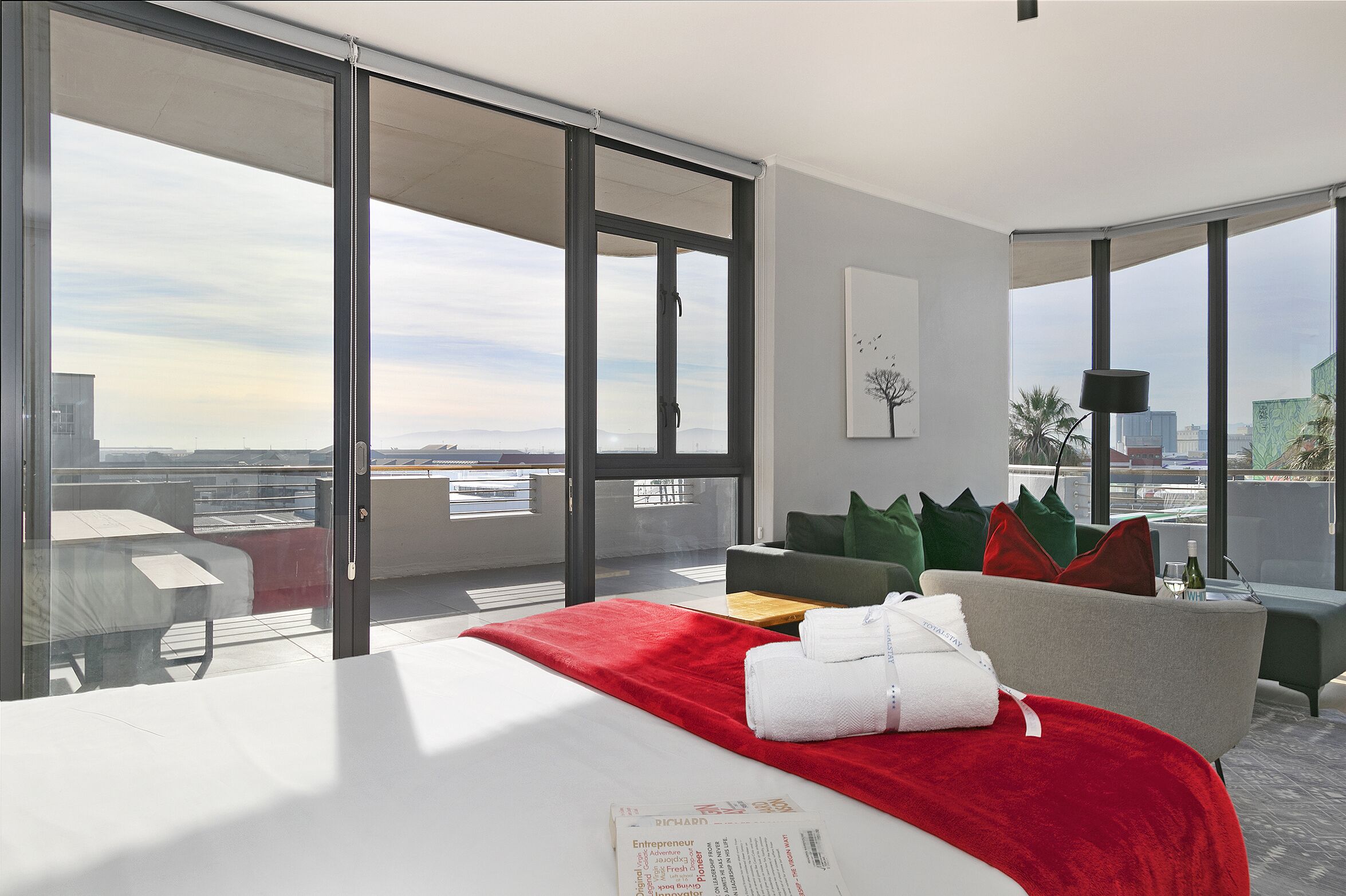 Photo - Urban Artisan Luxury Suites by Totalstay