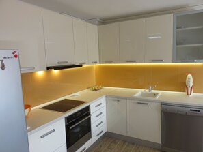 Apartment, 1 Bedroom | Private kitchen