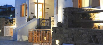 Aigaio Studios Tinos