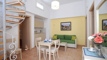 Duplex, Sea View | Living area | Plasma TV