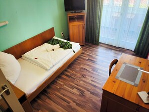 Singola Economy | Minibar, con stile personalizzato, con arredamento individuale