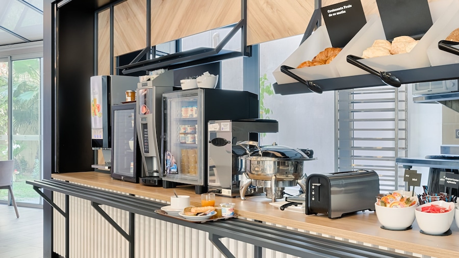 B&B HOTEL Paris Meudon Vélizy