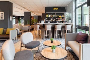 Lobby lounge - B&B HOTEL Paris Meudon Vélizy (Meudon)