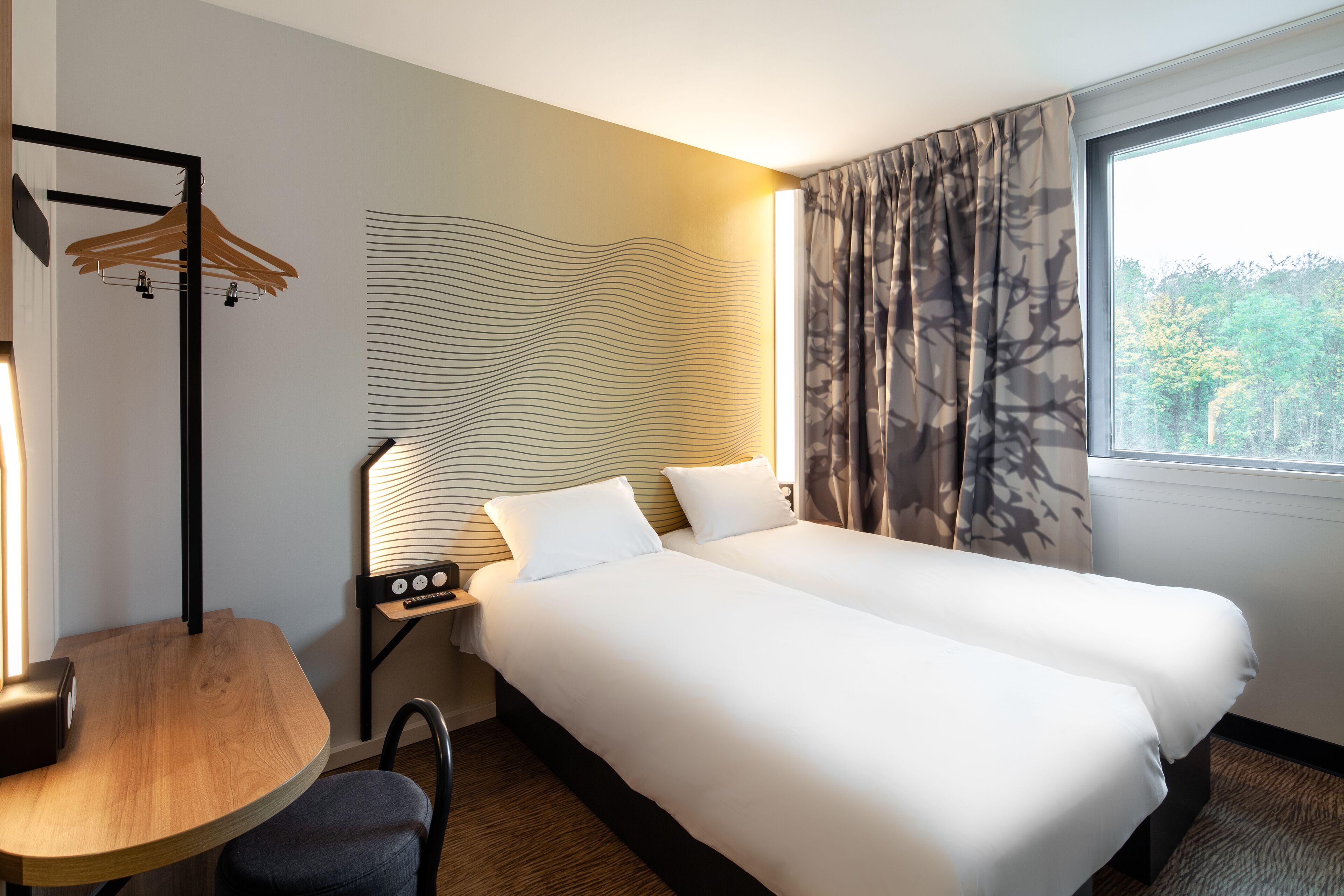 twin room | 1 bedroom, desk, soundproofing, free wifi