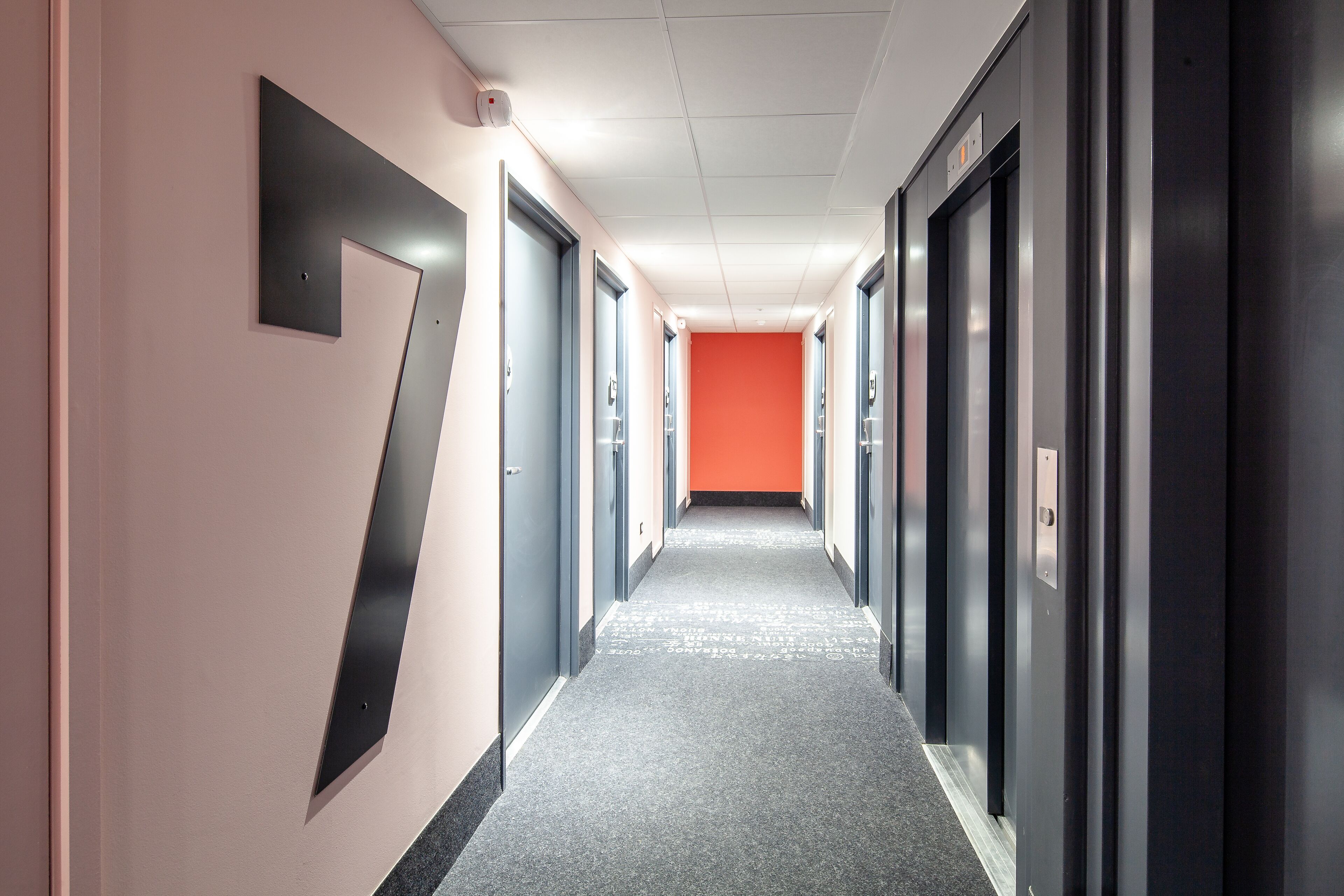 Photo - B&B HOTEL Paris Porte de Bagnolet