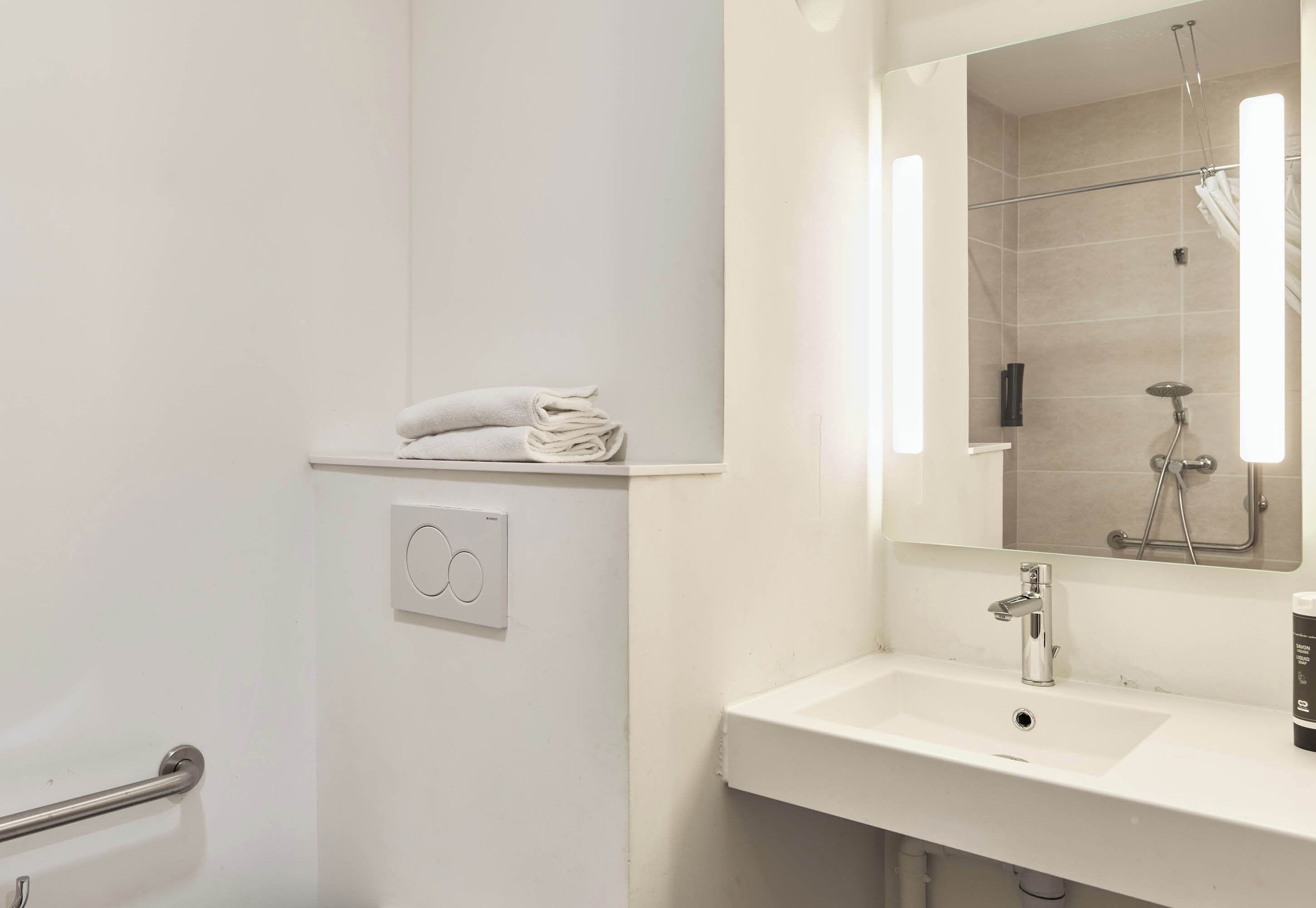 Photo - B&B HOTEL Paris Porte de Bagnolet