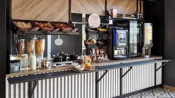 Daily buffet breakfast for a fee