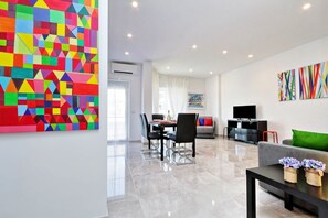 Apartment, 1 Schlafzimmer, Stadtblick | Wohnbereich