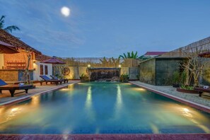 Piscina externa