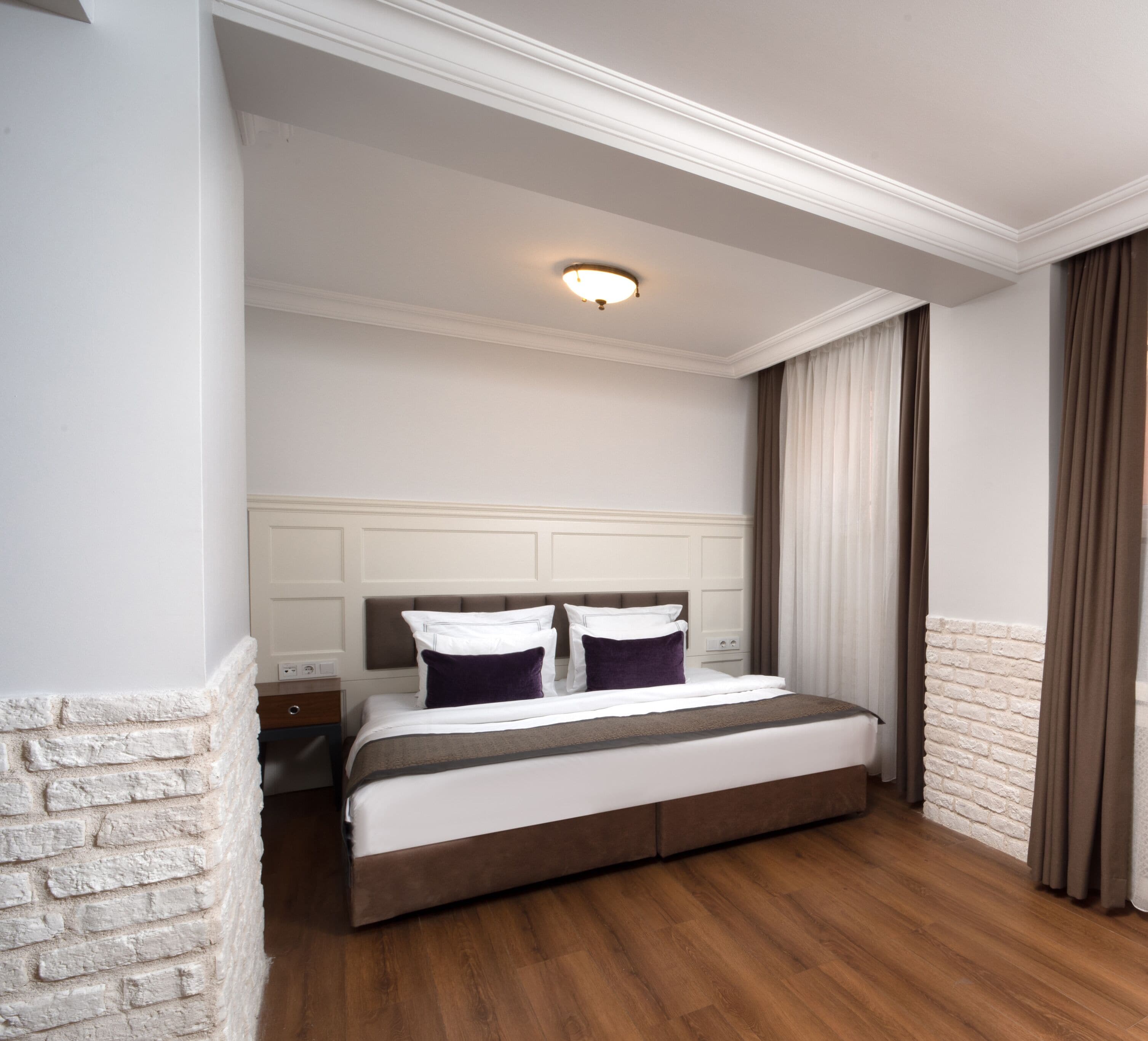 Photo - Meroddi La Porta