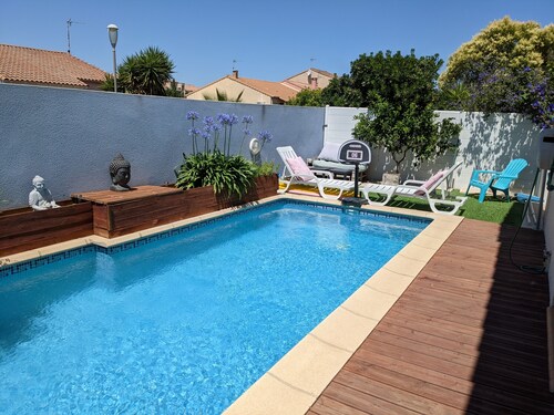 House with pool near the beach and shops
