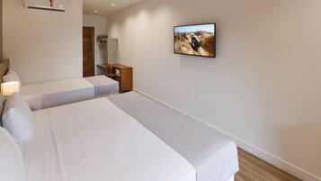 2 chambres, minibar, coffres-forts dans les chambres, bureau