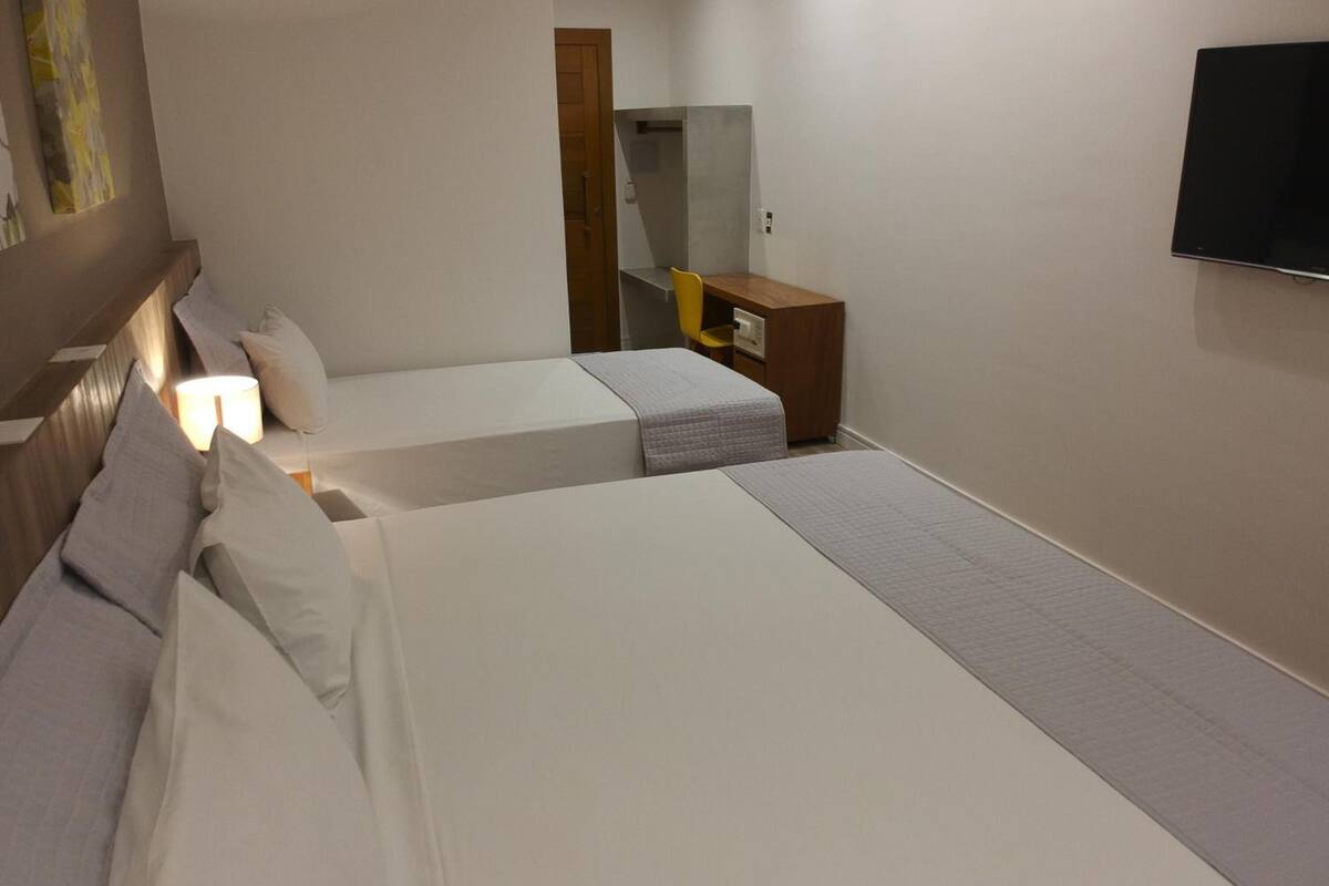 2 bedrooms, minibar, in-room safe, desk