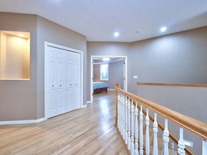 6 habitaciones, escritorio, tabla de planchar con plancha y wifi gratis