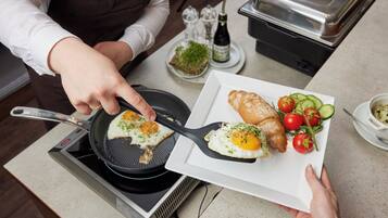Daily buffet breakfast for a fee