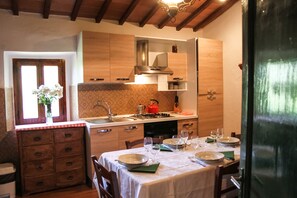 Cookware/dishes/utensils - Farmhouse in Chianti (Greve in chianti)