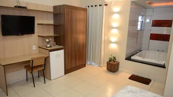 Quarto casal premium, banheira de imersão | Banheira de hidromassagem particular