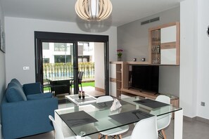 Interior - Modern apartment facing the pool (Pilar de la Horadada)