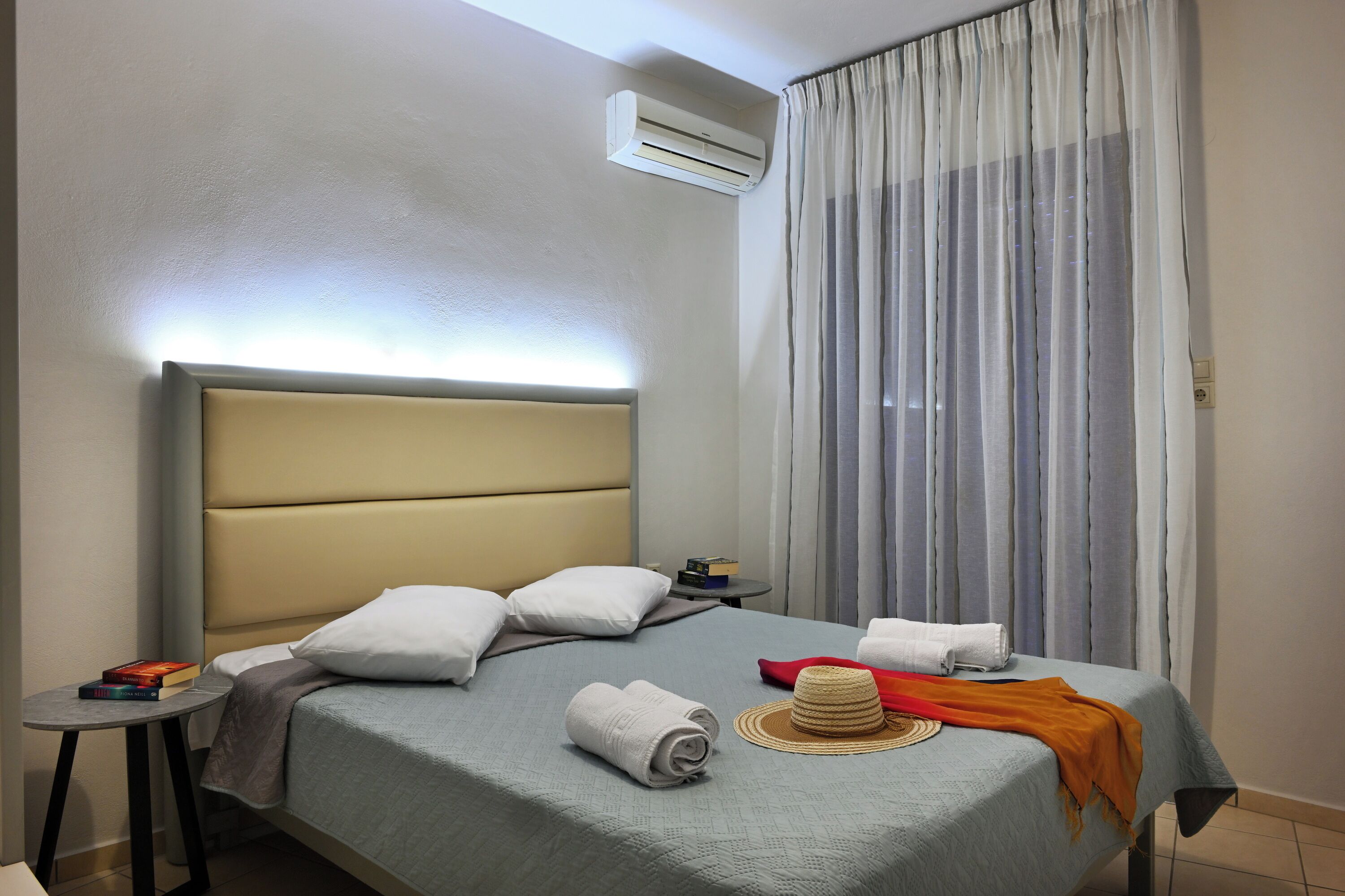 apartment with sea view | 1 bedroom, in-room safe, individually decorated, individually furnished