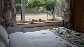 Phòng đôi cơ bản | Trang trí khác biệt, trang bị nội thất với thiết kế riêng biệt