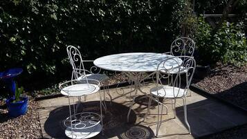 Phòng đôi phong cách cổ điển | Hiên