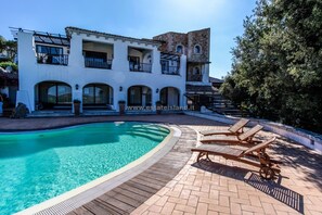 Pool - Oleandri 131 (Arzachena)