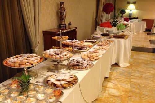 Breakfast buffet
