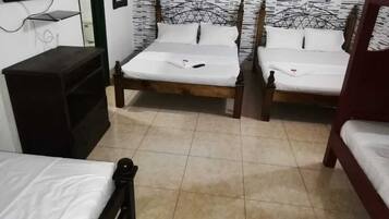 Free WiFi, bed sheets