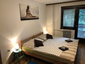 2 bedrooms, iron/ironing board, WiFi, bed sheets - Two Bedroom apartment Rikli Bled (Bled)