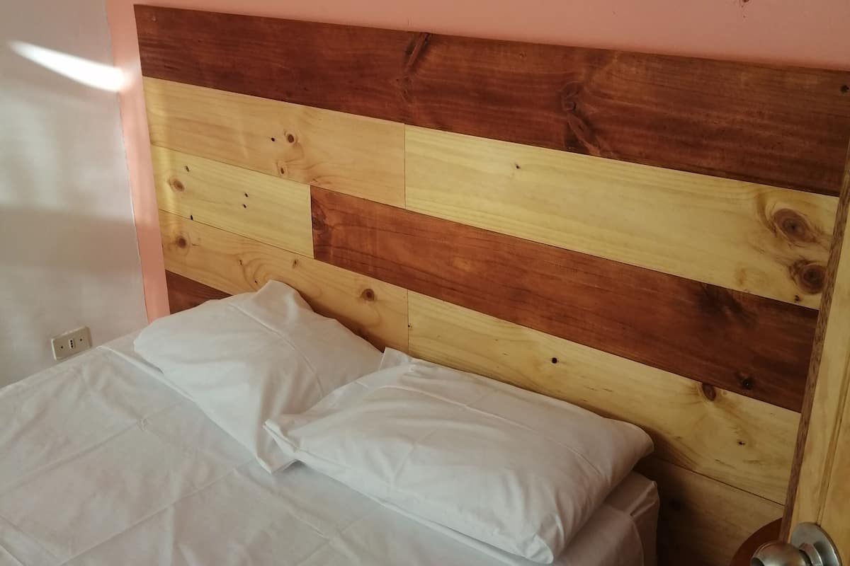 Superior-Zimmer, 2 Schlafzimmer, Nichtraucher | 2 Schlafzimmer, Minibar, kostenloses WLAN, BettwÀsche