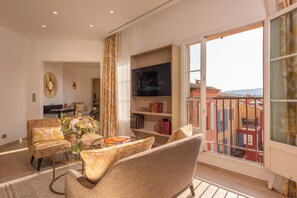 Deluxe Suite, 1 Bedroom | Living area | Flat-screen TV - Hotel Byblos Saint-Tropez (Saint-Tropez)