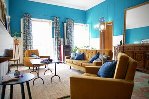 Apartment, 2 Bedrooms (Costanza) | Living room | TV