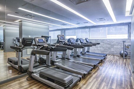 Avalon Suites Yorkville - Image 34