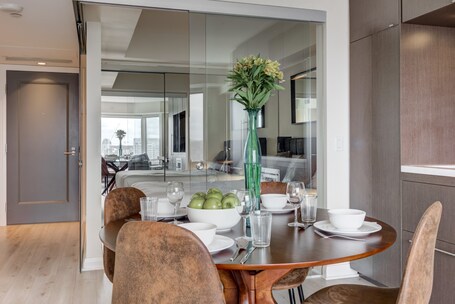 Avalon Suites Yorkville - Image 63