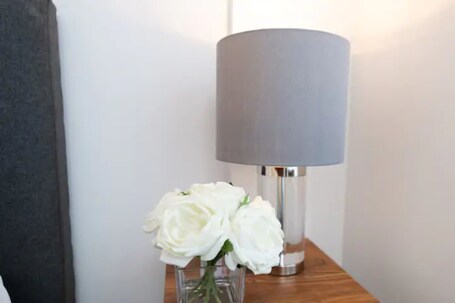 Avalon Suites Yorkville - Image 51
