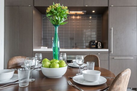 Avalon Suites Yorkville - Image 62