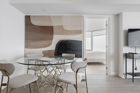 Avalon Suites Yorkville - Image 64