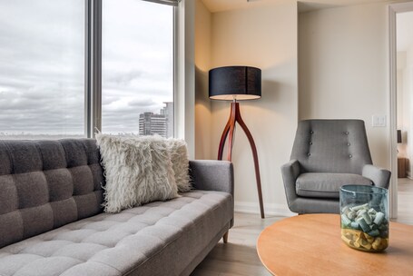 Avalon Suites Yorkville - Image 77