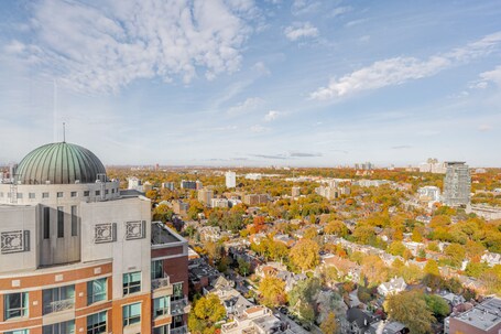 Avalon Suites Yorkville - Image 21
