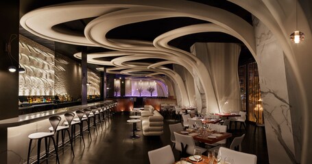 Avalon Suites Yorkville - Image 25
