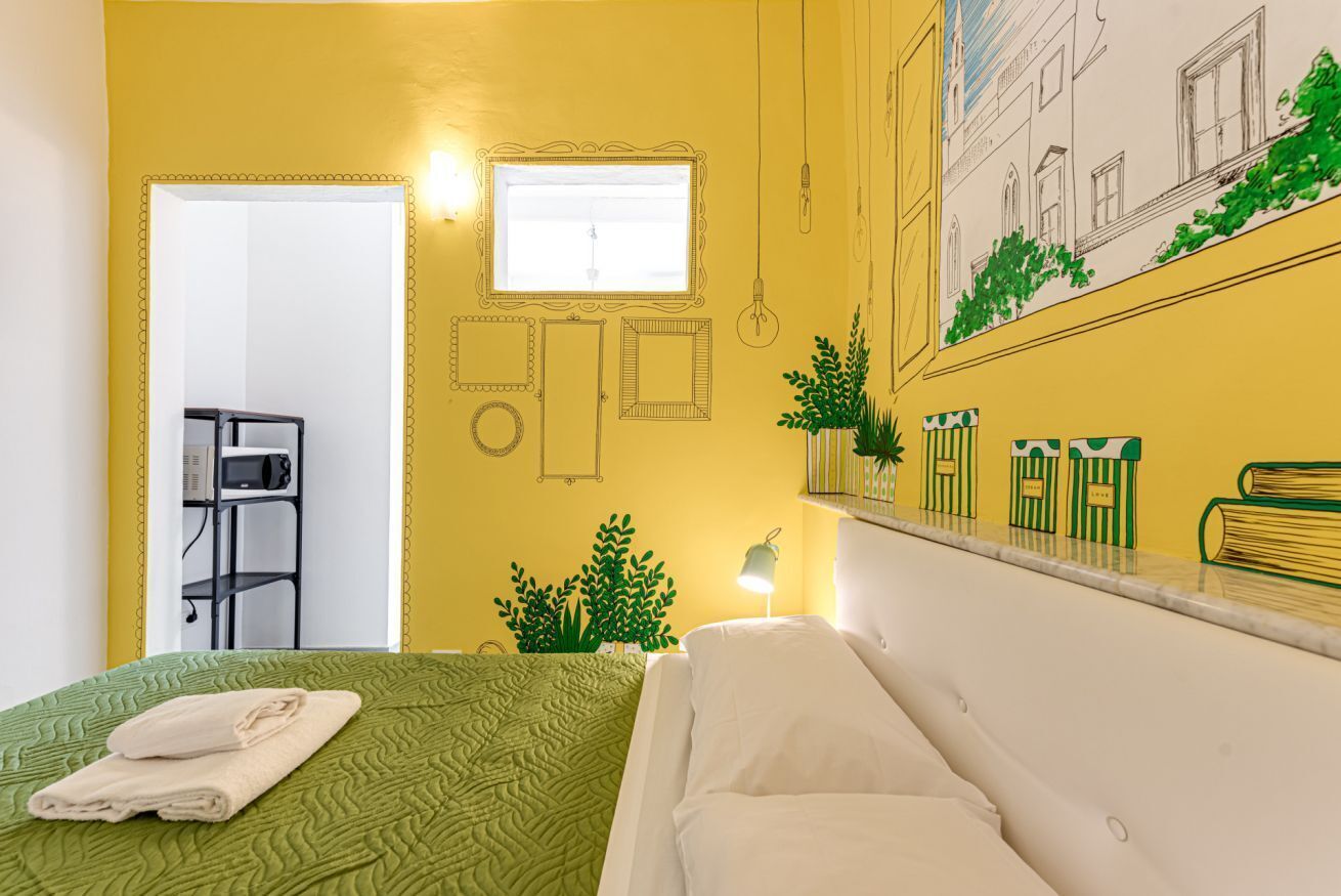 1 chambre, bureau, fer et planche à repasser, Wi-Fi gratuit